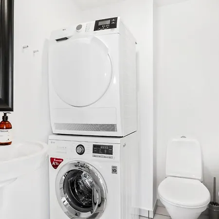 Three-bedroom In Semesterbostad