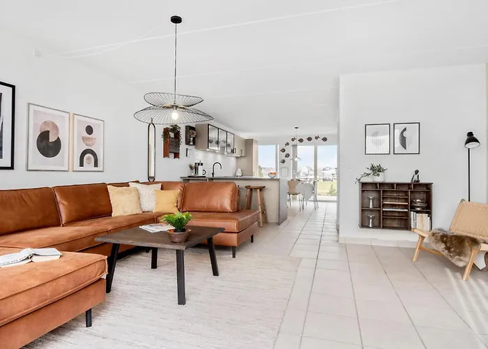 Three-bedroom In Casa vacanze